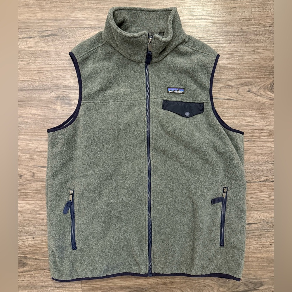 PATAGONIA Gray Snap T Synchilla Fleece Vest Large Outdoor/Hiking Gorpcore